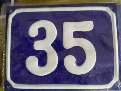 Biển số nhà 35