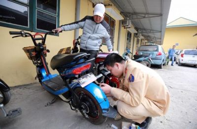 XE MÁY ĐIỆN CÓ PHẢI ĐĂNG KÝ KHÔNG?